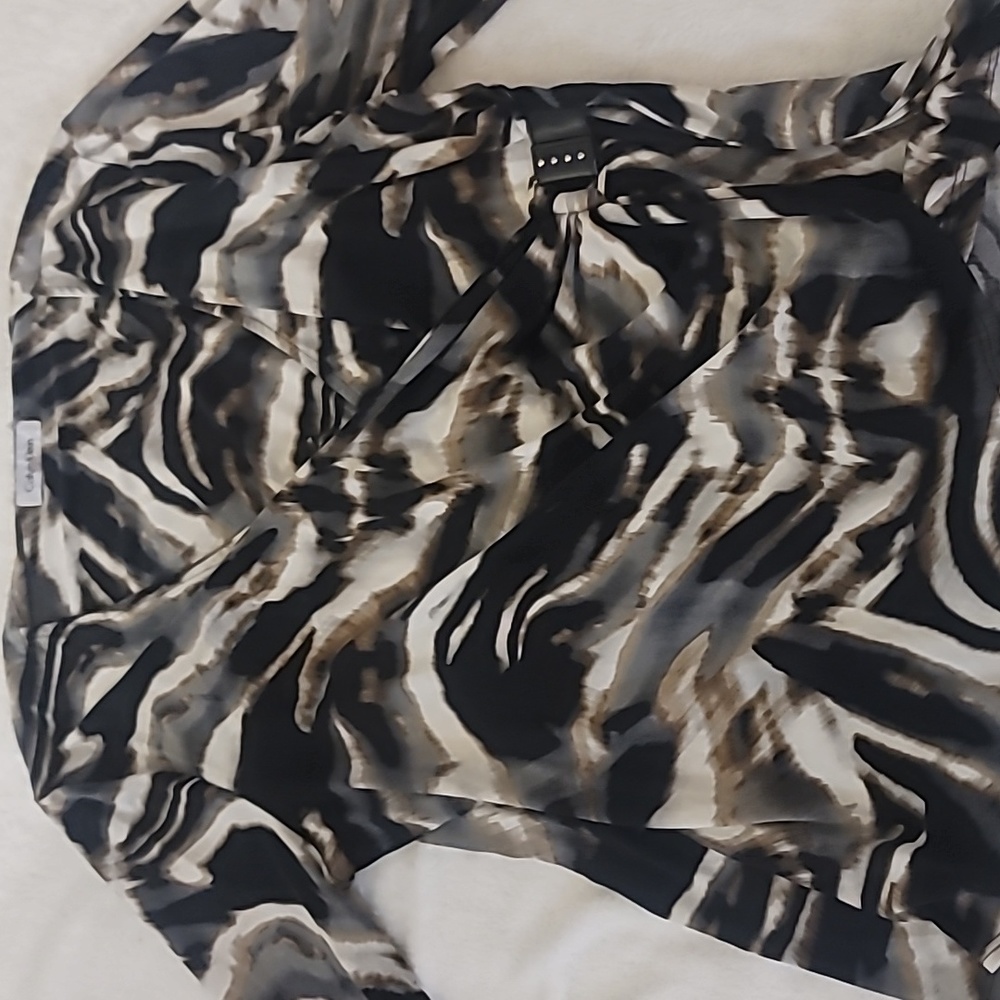 Woman's blouse - Picture 4 of 5